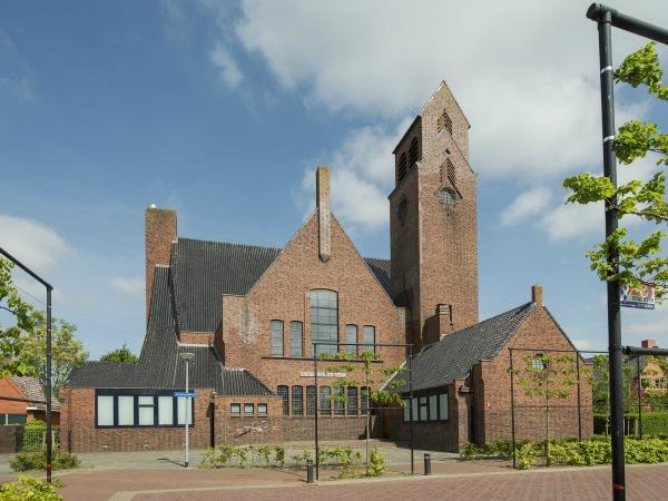 Bedum Goede Herderkerk voorzijde